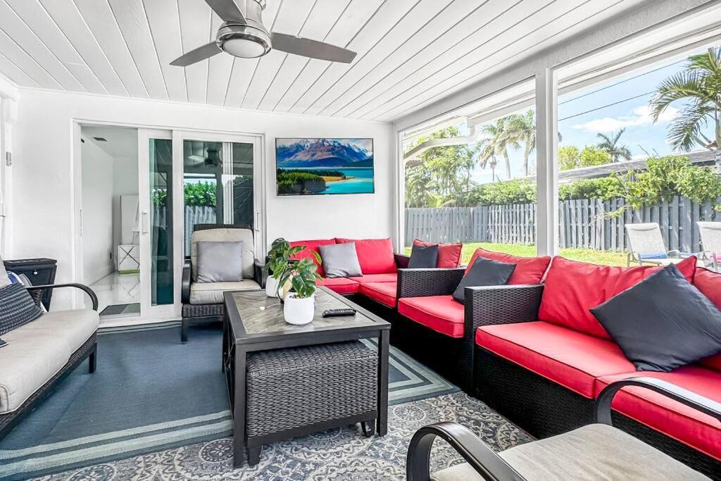 Amazing Home W Heated Pool 8 Mins To The Beach Lighthouse Point Eksteriør bilde